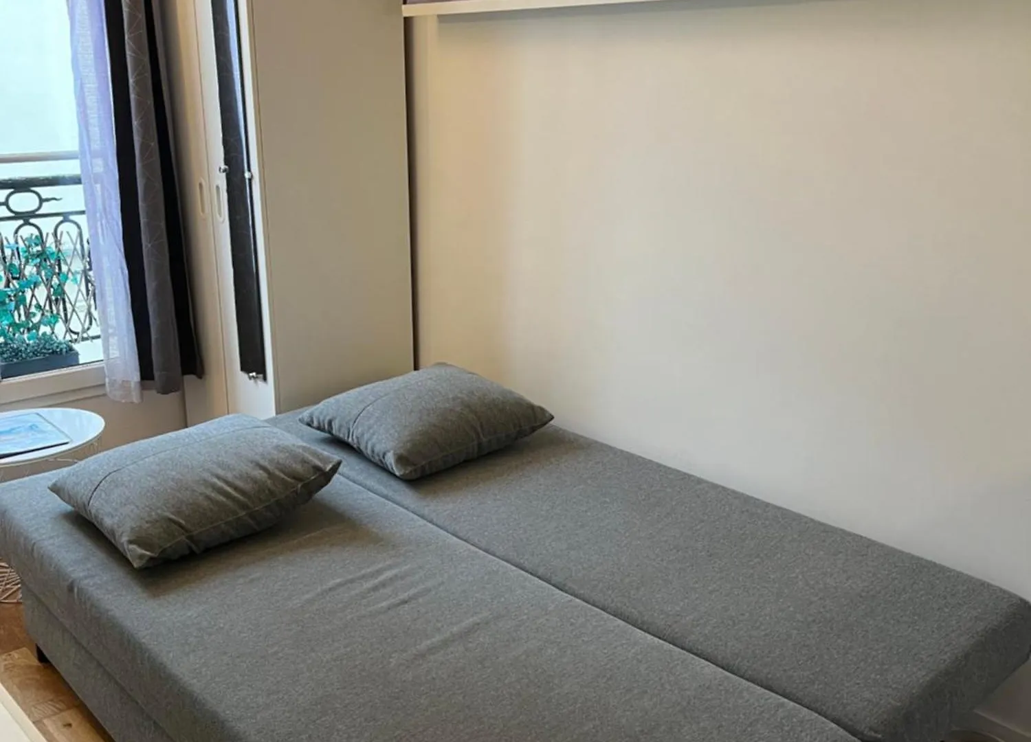 Studio Ile Saint-Louis Paris 0*,  France